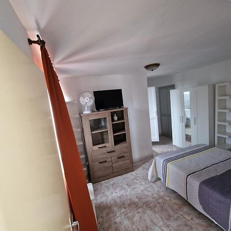 Apartamento La Roca Con Buena Ubicacion Puerto de la Cruz  Esterno foto